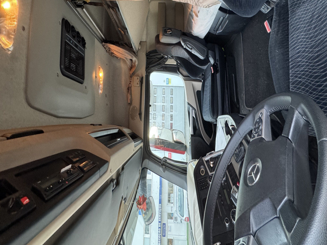 Mercedes Actros 510 1851 - 트랙터 유닛 : 사진 4 Mercedes Actros 510 1851 - 트랙터 유닛 : 사진 4