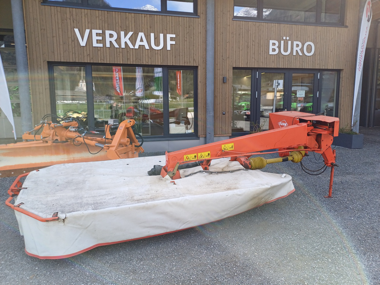 Kuhn GMD 702 (23145) - 모어 : 사진 1 Kuhn GMD 702 (23145) - 모어 : 사진 1