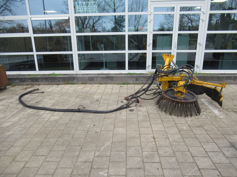 거리 청소 차량 HWH RH-25315 Onkruidborstel Zwaar + HYDRO unit : 사진 12