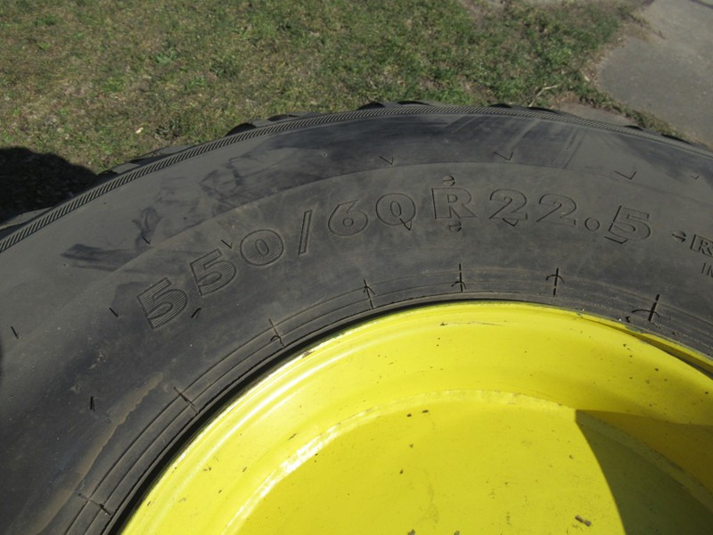 John Deere 5515V NOKIAN 550/60R22.5 + Voor Banden + Velg - 휠 및 타이어 패키지 스트래들 트랙터 용 : 사진 5 John Deere 5515V NOKIAN 550/60R22.5 + Voor Banden + Velg - 휠 및 타이어 패키지 스트래들 트랙터 용 : 사진 5
