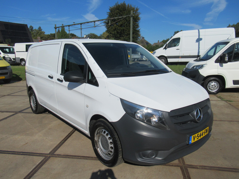 Mercedes-Benz Vito 639/5 4x4 113CDI DENSO koelinbouw - 냉동 밴 : 사진 4 Mercedes-Benz Vito 639/5 4x4 113CDI DENSO koelinbouw - 냉동 밴 : 사진 4