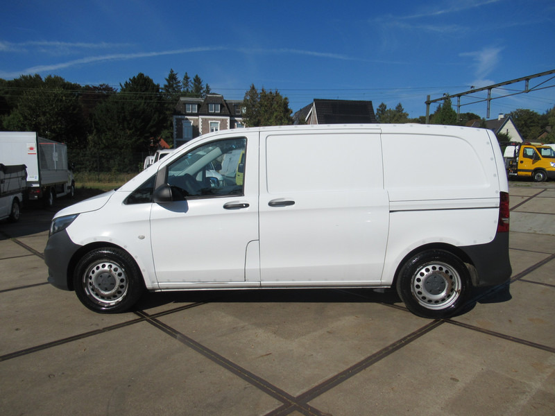 Mercedes-Benz Vito 639/5 4x4 113CDI DENSO koelinbouw - 냉동 밴 : 사진 2 Mercedes-Benz Vito 639/5 4x4 113CDI DENSO koelinbouw - 냉동 밴 : 사진 2