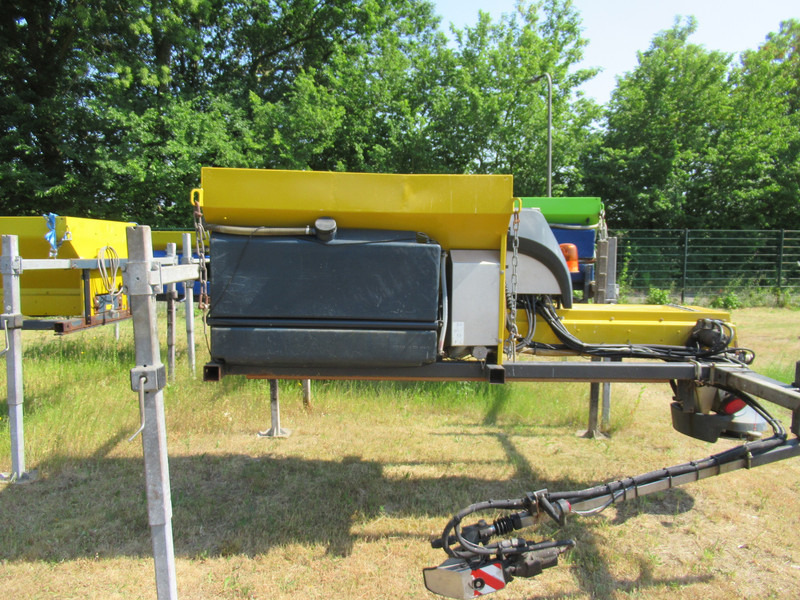 NIDO STRATOS B11-24 PAXN 1,1 m3 + 500L Zoutstrooier Salzstreuer - 모래/ 소금 살포기 : 사진 4 NIDO STRATOS B11-24 PAXN 1,1 m3 + 500L Zoutstrooier Salzstreuer - 모래/ 소금 살포기 : 사진 4