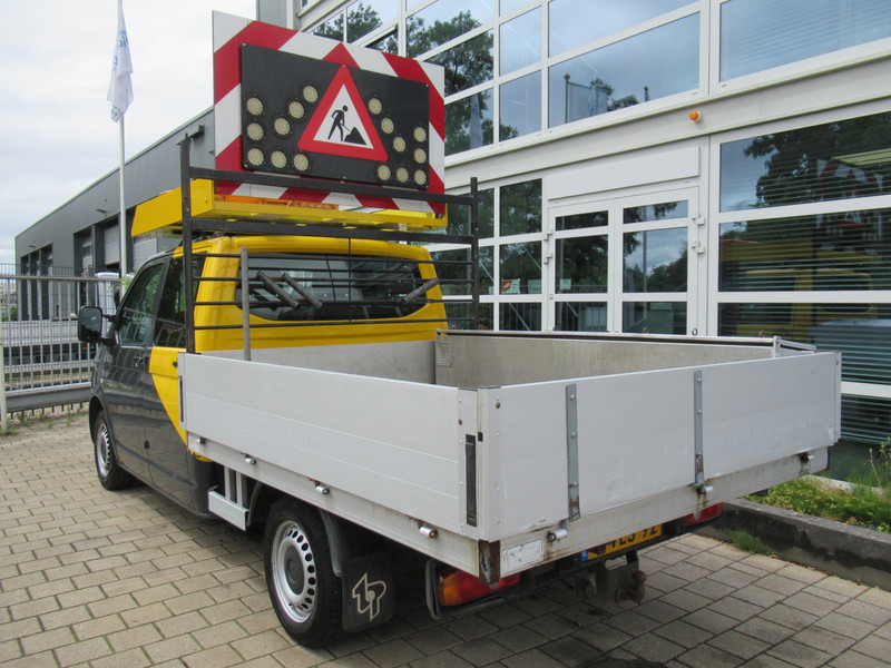 Volkswagen Transporter T5 2.0 TDI 75KW L2H1 DOKA dubbelcabine Kipper Actiebord - 덤프 밴, 콤비 밴 : 사진 2 Volkswagen Transporter T5 2.0 TDI 75KW L2H1 DOKA dubbelcabine Kipper Actiebord - 덤프 밴, 콤비 밴 : 사진 2