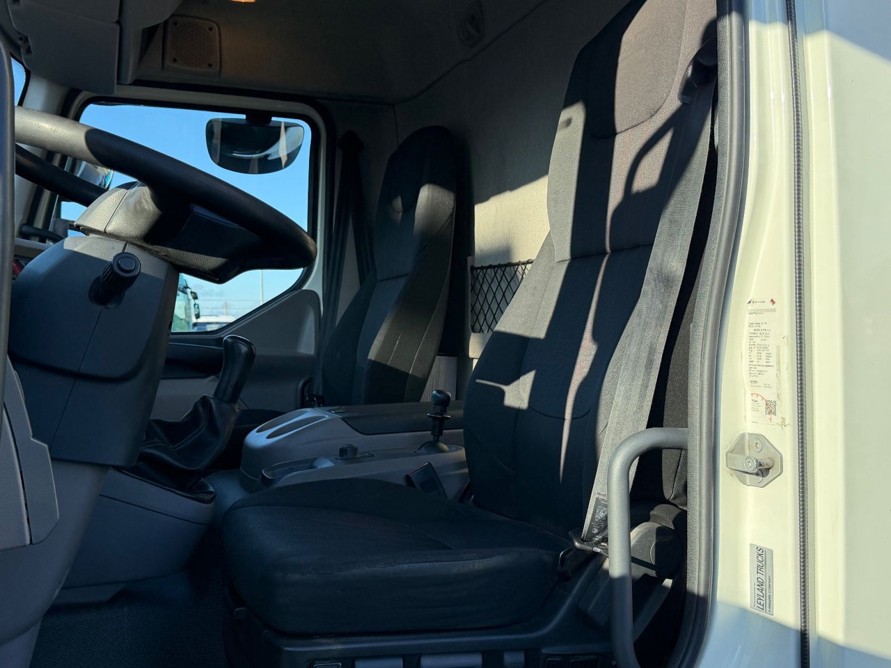 리스  DAF LF 12.230 FA Koffer, Lbw, Ahk., 7.3m, E6, TOP DAF LF 12.230 FA Koffer, Lbw, Ahk., 7.3m, E6, TOP : 사진 16