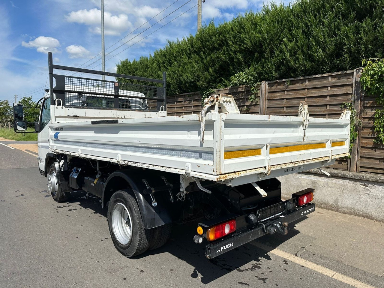 FUSO Canter 7C18/Meiller 3-S-K*Top-Deal!* - 덤프 밴 : 사진 5 FUSO Canter 7C18/Meiller 3-S-K*Top-Deal!* - 덤프 밴 : 사진 5