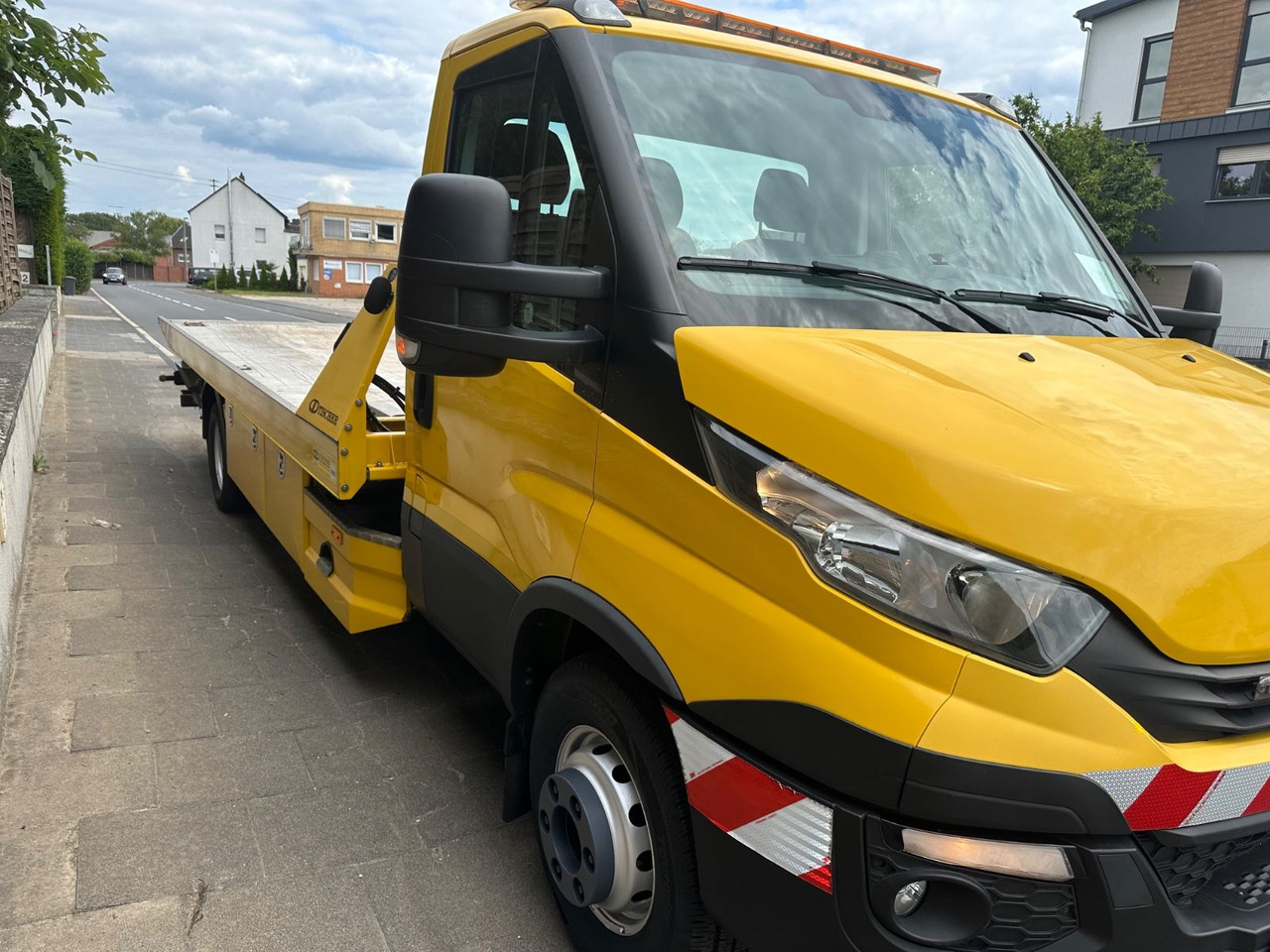 Iveco Daily 70c18 Schiebeplateau/Seilwinde/Klima - 견인 트럭 : 사진 3 Iveco Daily 70c18 Schiebeplateau/Seilwinde/Klima - 견인 트럭 : 사진 3