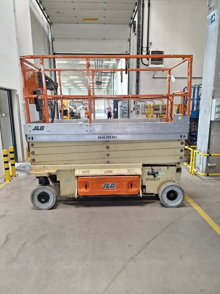 JLG 2646 ES - 시저 리프트 : 사진 4 JLG 2646 ES - 시저 리프트 : 사진 4