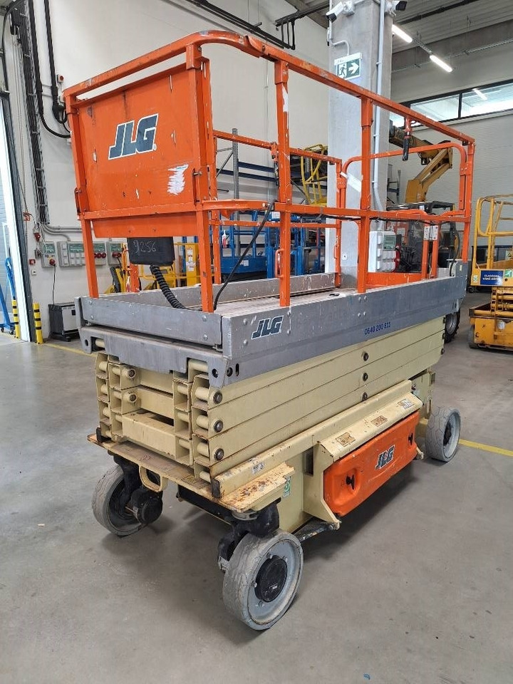 JLG 2646 ES - 시저 리프트 : 사진 3 JLG 2646 ES - 시저 리프트 : 사진 3