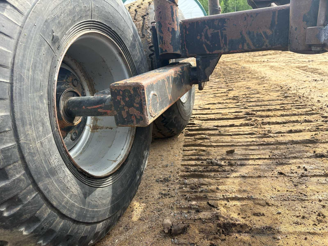 Forest trailer with Cartridge 755 crane - 임업용 트레일러 : 사진 4 Forest trailer with Cartridge 755 crane - 임업용 트레일러 : 사진 4