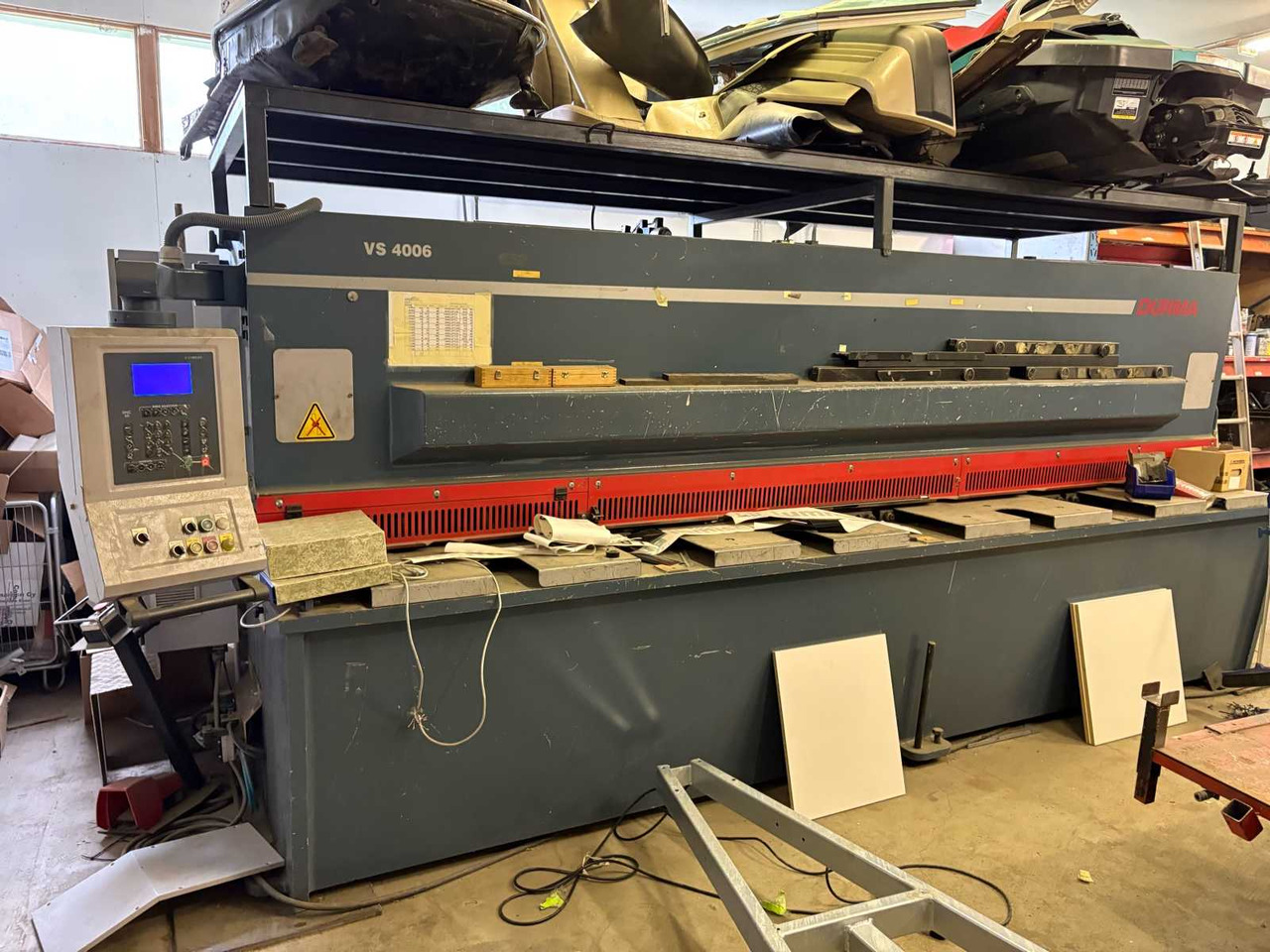 Sheet metal cutter Durma VS 4006 - 금속 가공 기계 : 사진 2 Sheet metal cutter Durma VS 4006 - 금속 가공 기계 : 사진 2