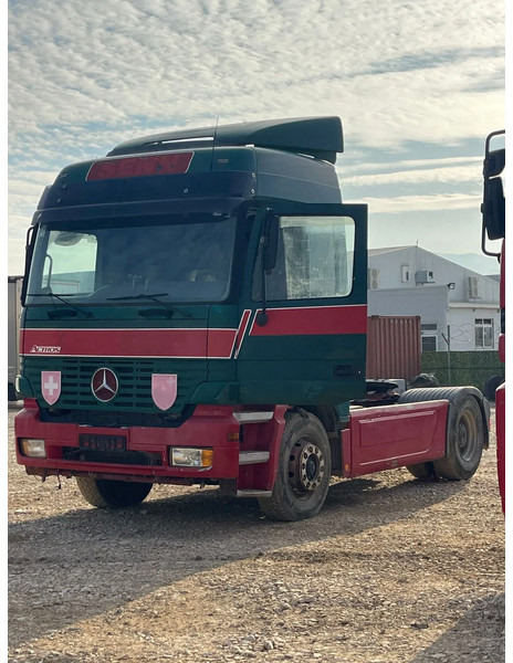 Mercedes-Benz Actros 1840 1840 - 트랙터 유닛 : 사진 4 Mercedes-Benz Actros 1840 1840 - 트랙터 유닛 : 사진 4