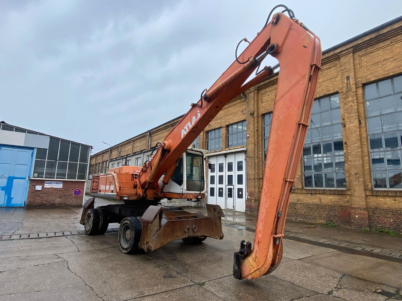 Atlas 1704 MI mit Greifer Umschlagbagger Lang - 휠 굴삭기 : 사진 3 Atlas 1704 MI mit Greifer Umschlagbagger Lang - 휠 굴삭기 : 사진 3