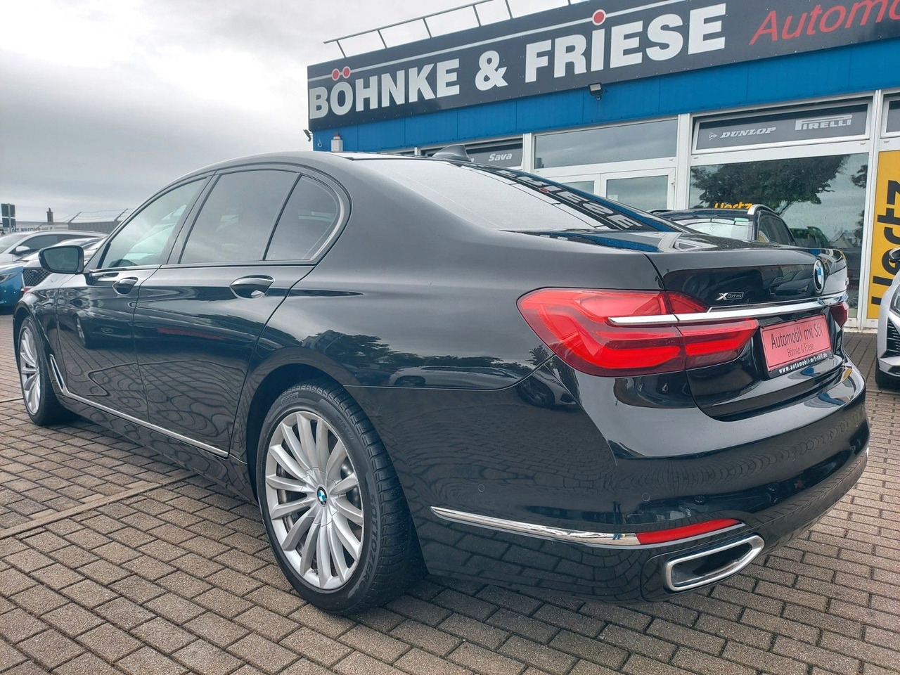 BMW 740 Baureihe 7 Lim 740 d xDrive Glasdach ACC - 세단 : 사진 4 BMW 740 Baureihe 7 Lim 740 d xDrive Glasdach ACC - 세단 : 사진 4