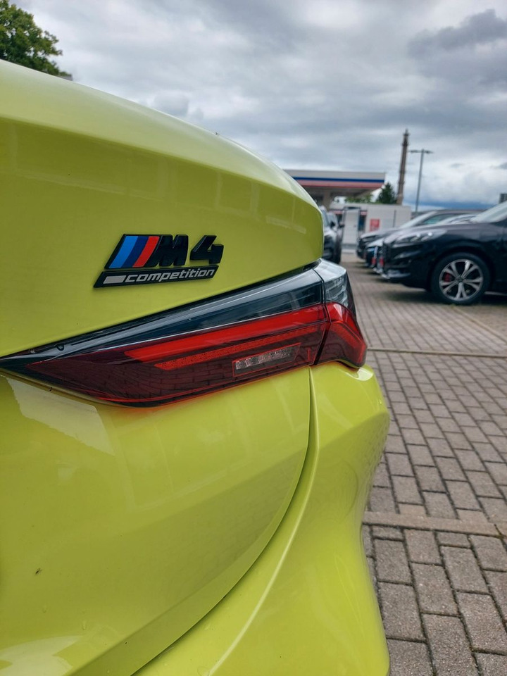 BMW M4 Cabrio G83 xDrive Competition M-Sport H&K - 차량 : 사진 2 BMW M4 Cabrio G83 xDrive Competition M-Sport H&K - 차량 : 사진 2