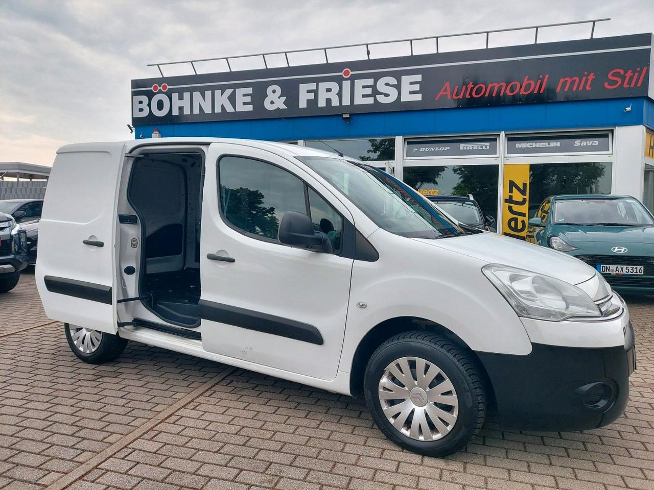 Citroën Berlingo Kasten Niveau B L1 Bluetooth - 승합차 : 사진 1 Citroën Berlingo Kasten Niveau B L1 Bluetooth - 승합차 : 사진 1