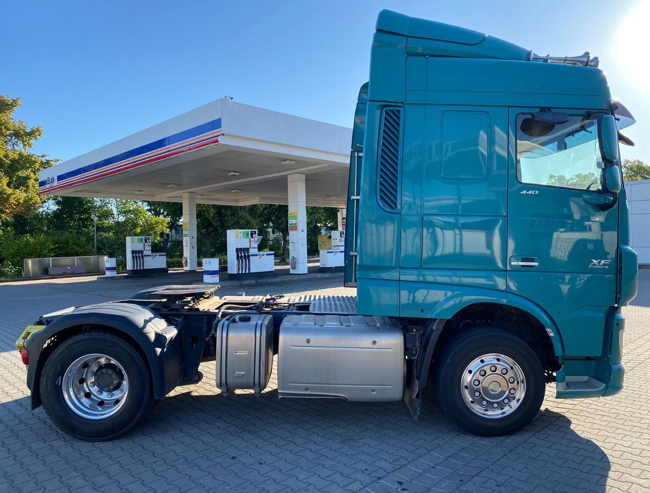 DAF XF 440 EURO 6 KIPPHYDRAULIK ALUFELGEN - 트랙터 유닛 : 사진 2 DAF XF 440 EURO 6 KIPPHYDRAULIK ALUFELGEN - 트랙터 유닛 : 사진 2