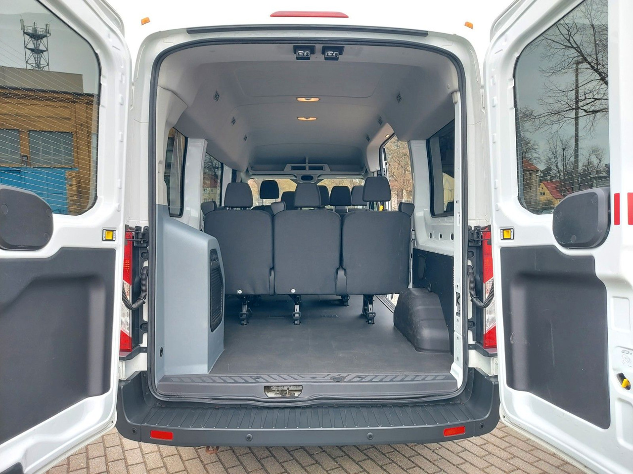 Ford Transit Kombi 330 L2 Trend 9 Sitze Klima Sitzhei - 승합차 : 사진 2 Ford Transit Kombi 330 L2 Trend 9 Sitze Klima Sitzhei - 승합차 : 사진 2