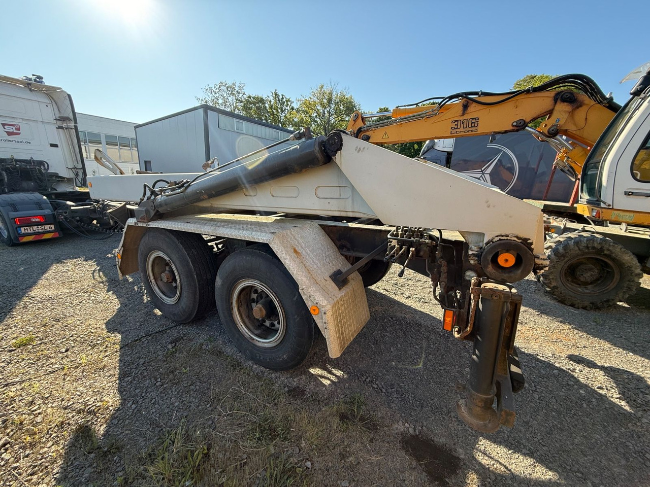 M-TEC MATHIS SILO AUFSTELLER TÜV NEU - 트레일러 : 사진 5 M-TEC MATHIS SILO AUFSTELLER TÜV NEU - 트레일러 : 사진 5