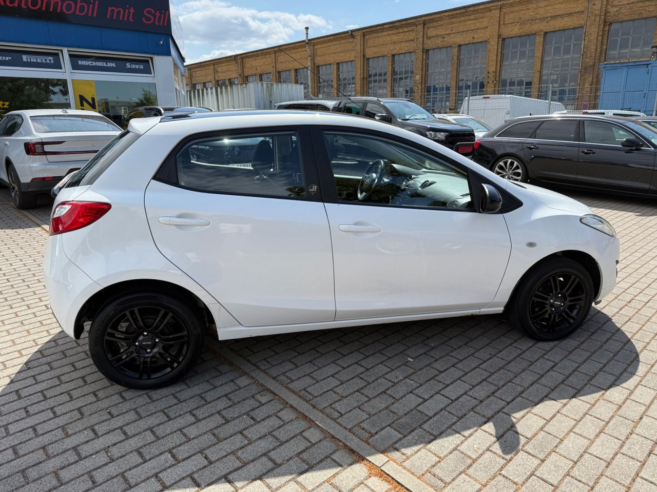 Mazda 2 Lim. 1.3 Origami 5 TÜER KLIMA SHZ TÜV NEU - 차량 : 사진 3 Mazda 2 Lim. 1.3 Origami 5 TÜER KLIMA SHZ TÜV NEU - 차량 : 사진 3