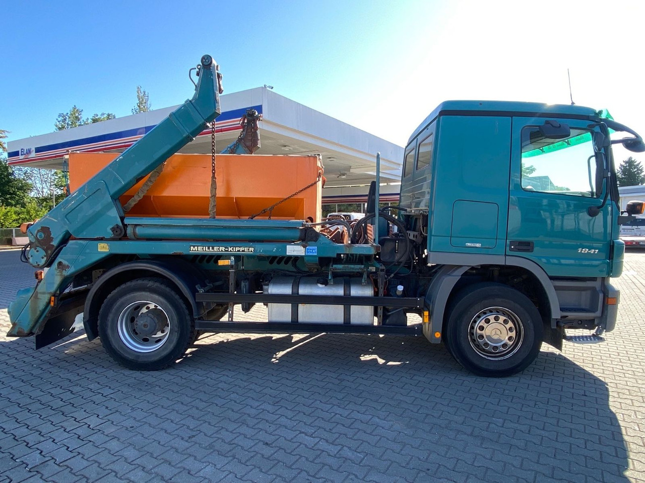 Mercedes-Benz Actros 2/3 6-Zyl. 1841 MEILER ABSATZKIPP. WINTER - 덤프트럭 : 사진 3 Mercedes-Benz Actros 2/3 6-Zyl. 1841 MEILER ABSATZKIPP. WINTER - 덤프트럭 : 사진 3