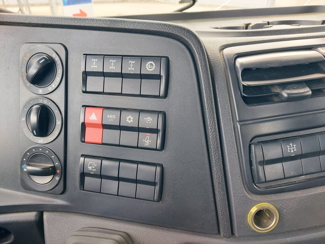 덤프트럭, 크레인 트럭 Mercedes-Benz Atego / 1324 MEILLER 4X4 KRAN ATLAS 116.3 Kipper : 사진 29