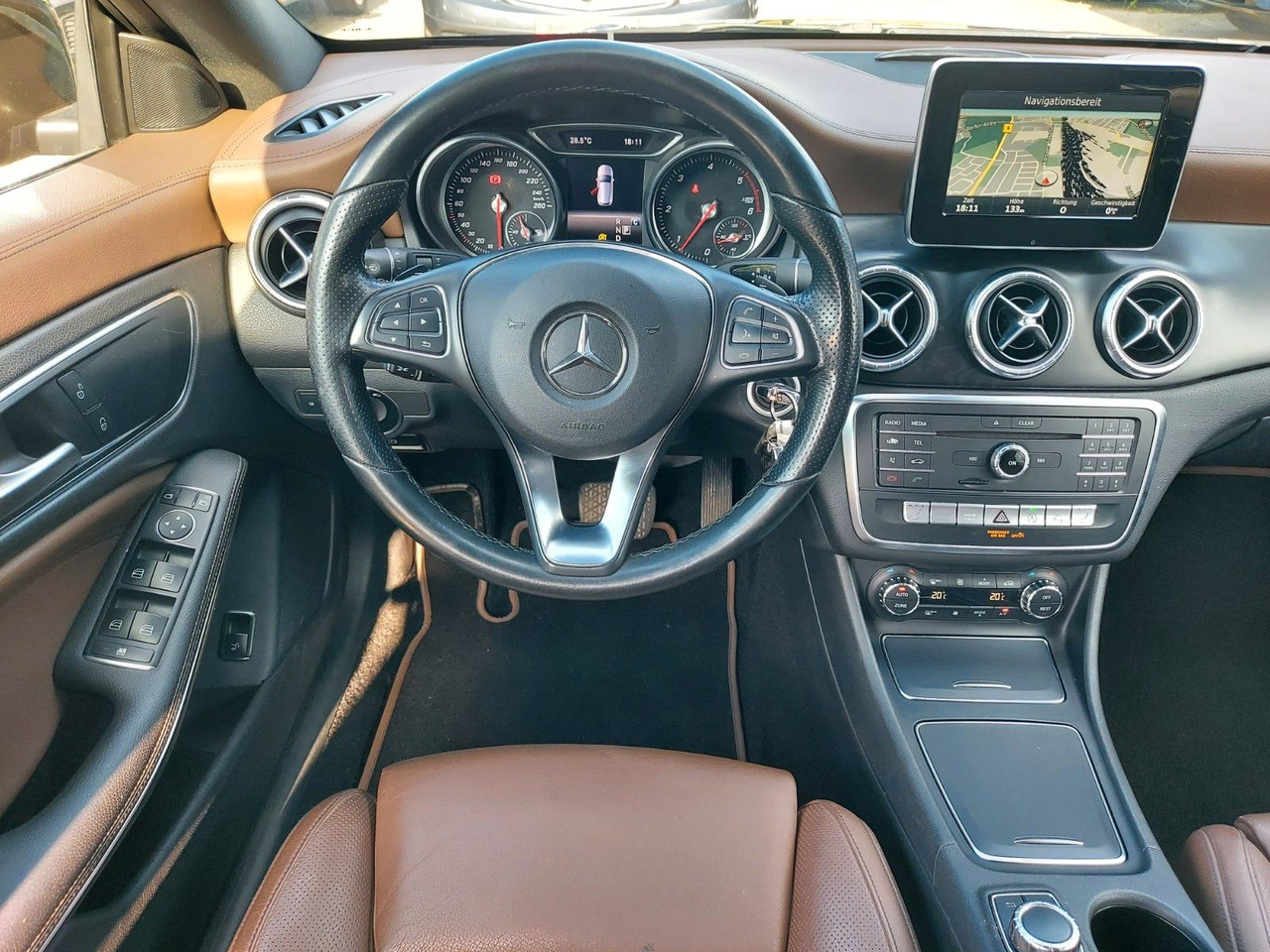 Mercedes-Benz CLA 220 CLA -Klasse Shooting Brake AMG ACC - 차량 : 사진 2 Mercedes-Benz CLA 220 CLA -Klasse Shooting Brake AMG ACC - 차량 : 사진 2