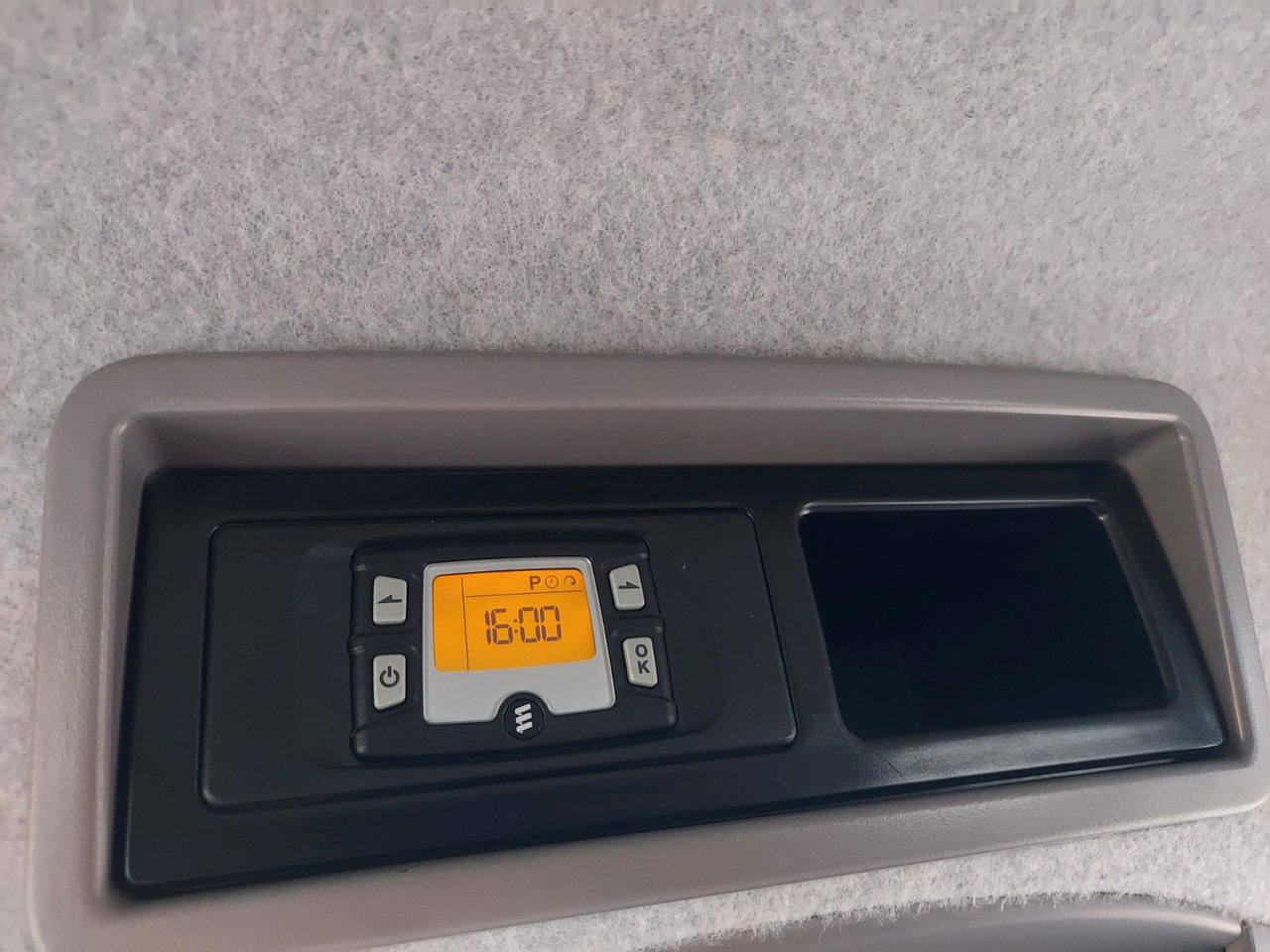 Mercedes-Benz Sprinter II Pritsche/DoKa 516 CDI KLIMA AHK - 플랫베드 밴, 콤비 밴 : 사진 2 Mercedes-Benz Sprinter II Pritsche/DoKa 516 CDI KLIMA AHK - 플랫베드 밴, 콤비 밴 : 사진 2