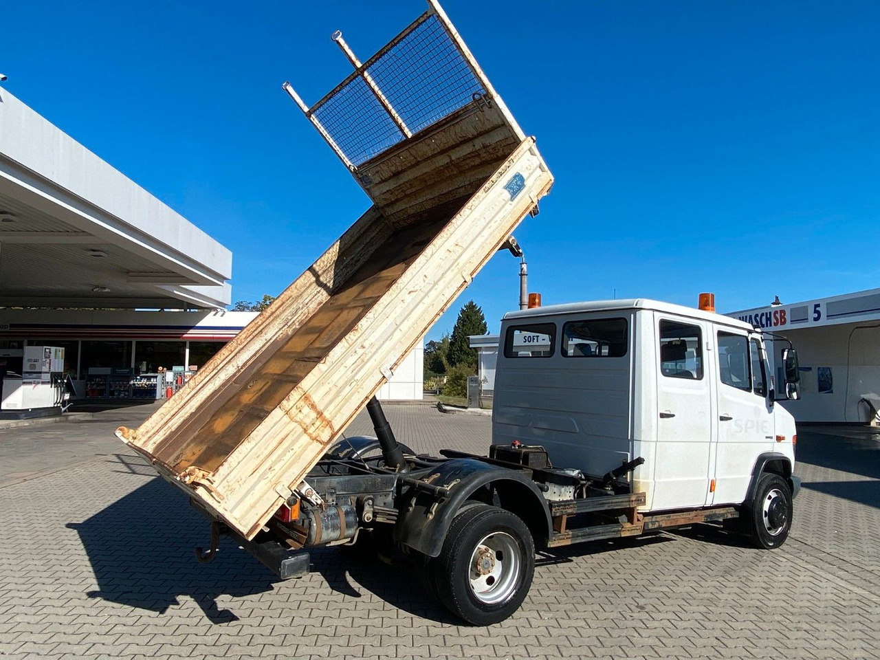 Mercedes-Benz VARIO 816D Doka 3 Seiten Kipper Meiller - 덤프 밴, 콤비 밴 : 사진 4 Mercedes-Benz VARIO 816D Doka 3 Seiten Kipper Meiller - 덤프 밴, 콤비 밴 : 사진 4