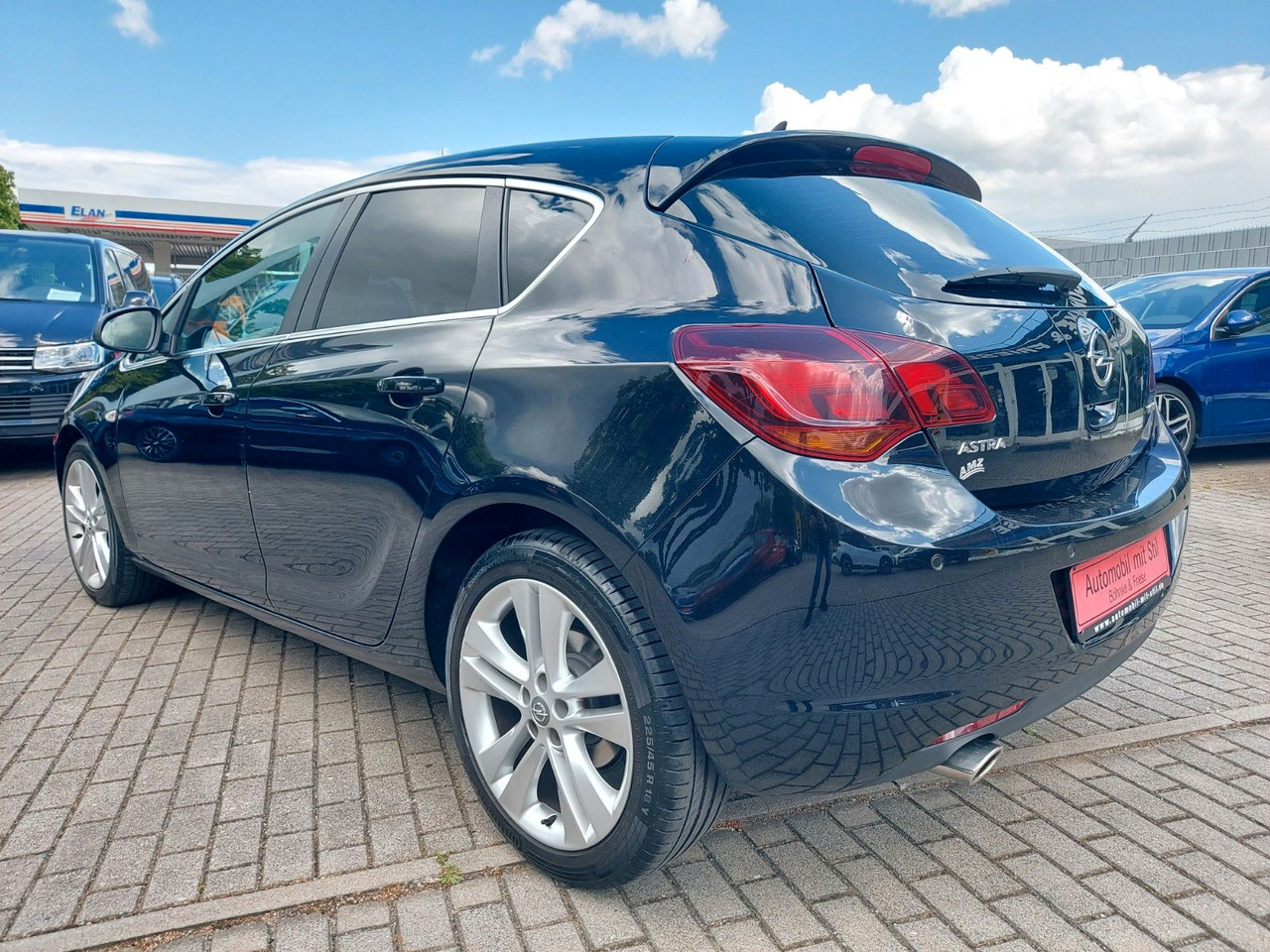Opel Astra J Lim. 5-trg. Innovation Xenon Navi Sitzhe - 세단 : 사진 5 Opel Astra J Lim. 5-trg. Innovation Xenon Navi Sitzhe - 세단 : 사진 5