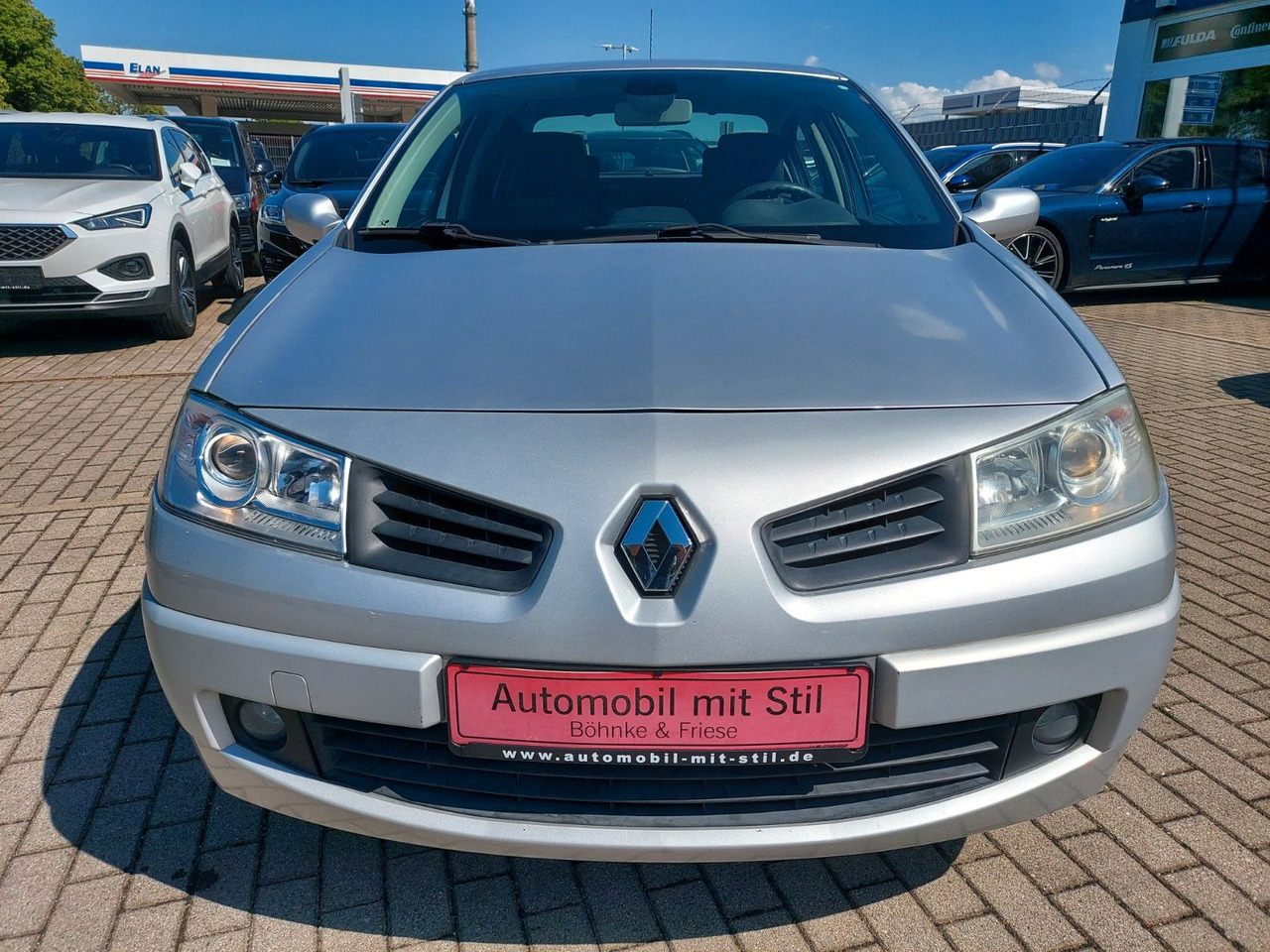 Renault Megane II Classic Lim. Avantage Klima Allwetter - 세단 : 사진 2 Renault Megane II Classic Lim. Avantage Klima Allwetter - 세단 : 사진 2