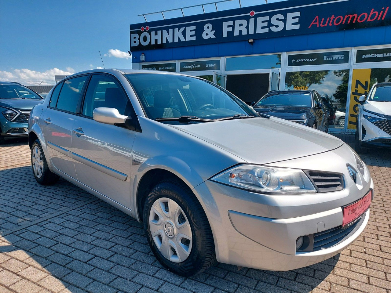 Renault Megane II Classic Lim. Avantage Klima Allwetter - 세단 : 사진 1 Renault Megane II Classic Lim. Avantage Klima Allwetter - 세단 : 사진 1
