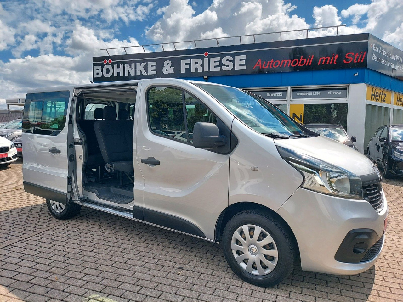 Renault Trafic Combi L1H1 2,7t Expression Klima - 승합차 : 사진 1 Renault Trafic Combi L1H1 2,7t Expression Klima - 승합차 : 사진 1