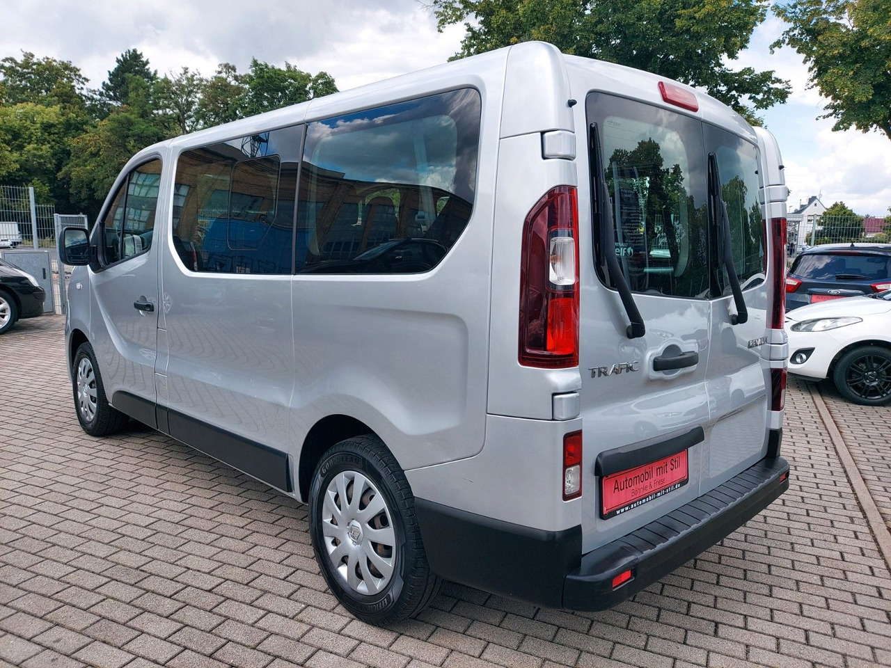 Renault Trafic Combi L1H1 2,7t Expression Klima - 승합차 : 사진 5 Renault Trafic Combi L1H1 2,7t Expression Klima - 승합차 : 사진 5
