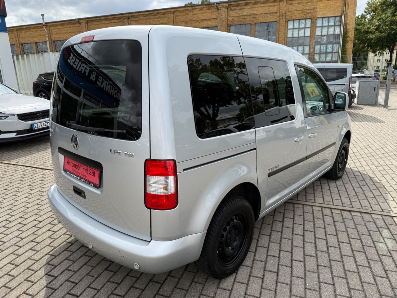 Volkswagen Caddy Life Team 5 Sitze Klima Sitzheiz. PDC - 승합차 : 사진 4 Volkswagen Caddy Life Team 5 Sitze Klima Sitzheiz. PDC - 승합차 : 사진 4