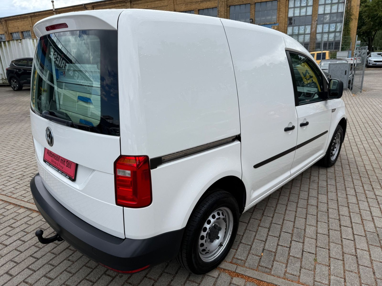 Volkswagen Caddy Nfz Kasten 4Motion KLIMA NAVI 10/25 TÜV - 승합차 : 사진 4 Volkswagen Caddy Nfz Kasten 4Motion KLIMA NAVI 10/25 TÜV - 승합차 : 사진 4