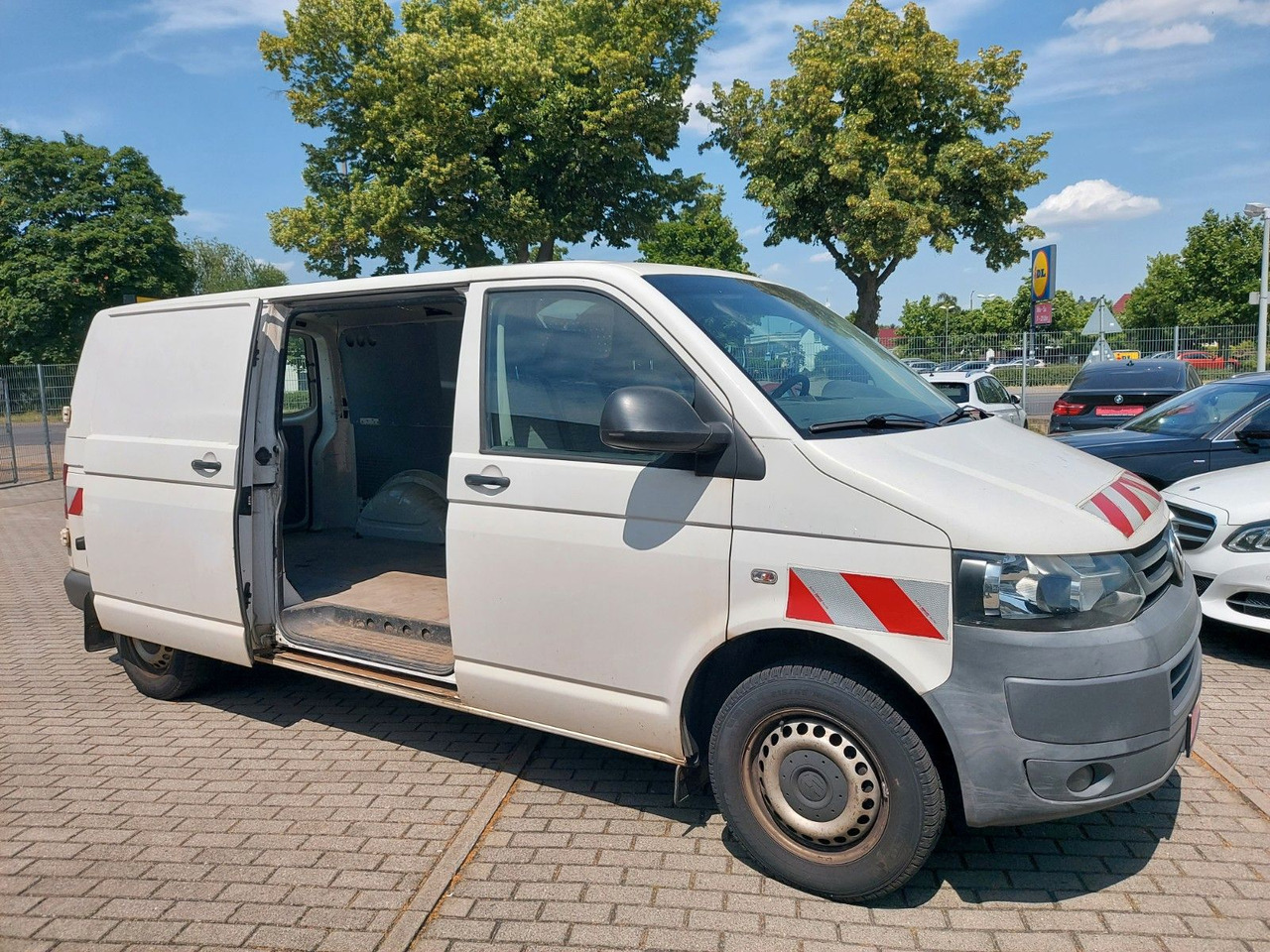 Volkswagen T5 Transporter Kasten Kombi lang 4Motion 4x4 - 승합차 : 사진 1 Volkswagen T5 Transporter Kasten Kombi lang 4Motion 4x4 - 승합차 : 사진 1