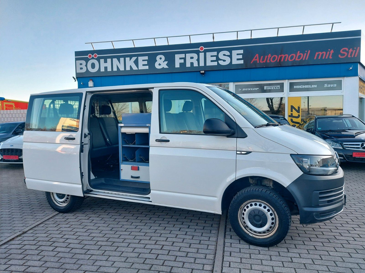 Volkswagen T6 Kombi 4Motion 9 Sitzer KLIMA PDC AHK UVW. Volkswagen T6 Kombi 4Motion 9 Sitzer KLIMA PDC AHK UVW. - 소형 버스, 승합차 : 사진 1 Volkswagen T6 Kombi 4Motion 9 Sitzer KLIMA PDC AHK UVW. Volkswagen T6 Kombi 4Motion 9 Sitzer KLIMA PDC AHK UVW. - 소형 버스, 승합차 : 사진 1