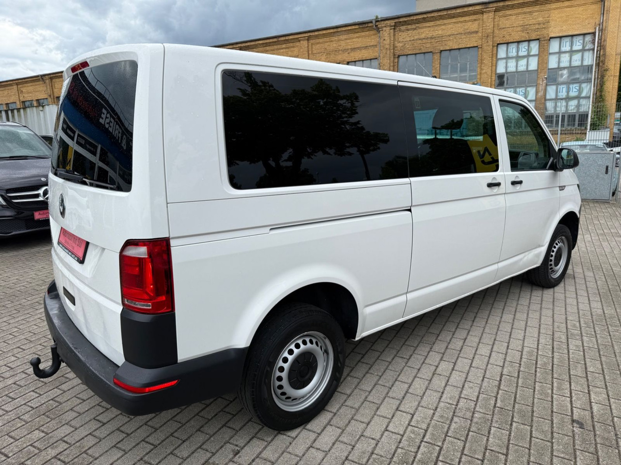 Volkswagen T6 Transporter Kasten Kombi lang 4Motion 5 Sitze - 승합차 : 사진 4 Volkswagen T6 Transporter Kasten Kombi lang 4Motion 5 Sitze - 승합차 : 사진 4