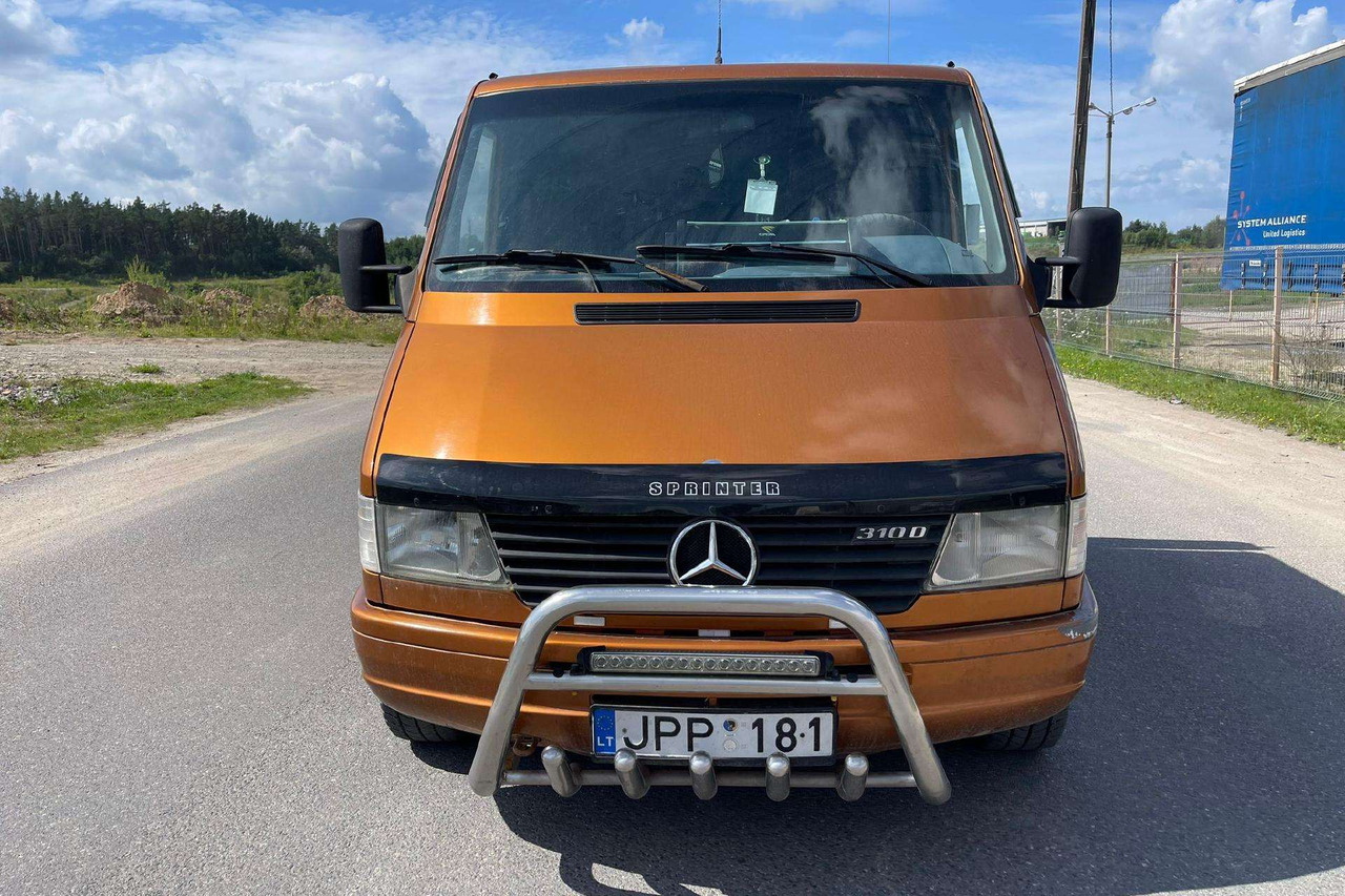 Mercedes-Benz 310 - 패널 밴 : 사진 5 Mercedes-Benz 310 - 패널 밴 : 사진 5