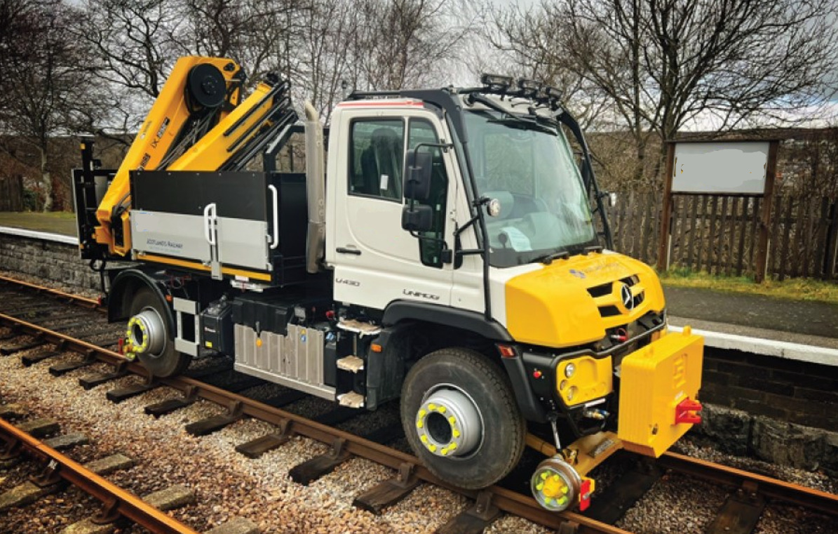 UNIMOG Unimog 423, 4x4, Mercedes Benz, Hiab - 크레인 트럭 : 사진 1 UNIMOG Unimog 423, 4x4, Mercedes Benz, Hiab - 크레인 트럭 : 사진 1