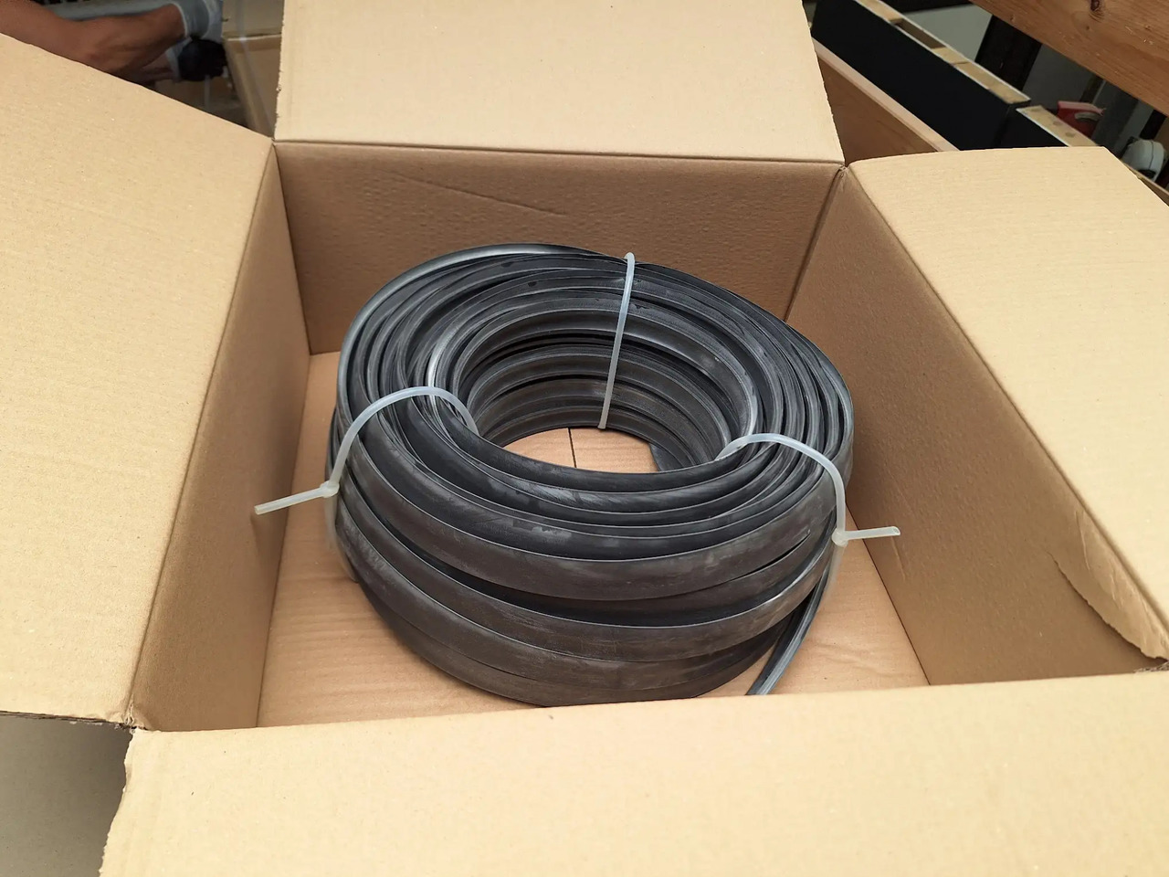 1 Stk. Dichtungsprofil - 작업장 장비 : 사진 1 1 Stk. Dichtungsprofil - 작업장 장비 : 사진 1