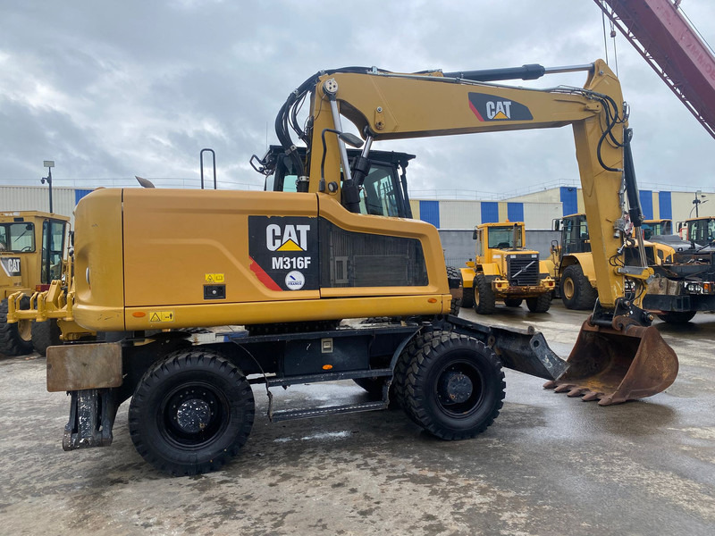 Caterpillar M316F NVT - 휠 굴삭기 : 사진 3 Caterpillar M316F NVT - 휠 굴삭기 : 사진 3