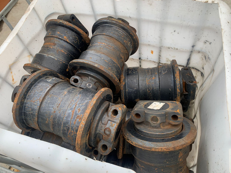 Hitachi Hitachi EX1200D5 bottom track roller SF - 프레임/ 시 : 사진 2 Hitachi Hitachi EX1200D5 bottom track roller SF - 프레임/ 시 : 사진 2