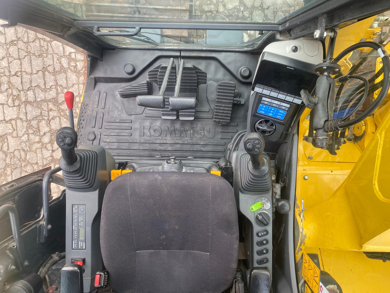 Komatsu PC138US-11 - 크롤러 굴삭기 : 사진 4 Komatsu PC138US-11 - 크롤러 굴삭기 : 사진 4