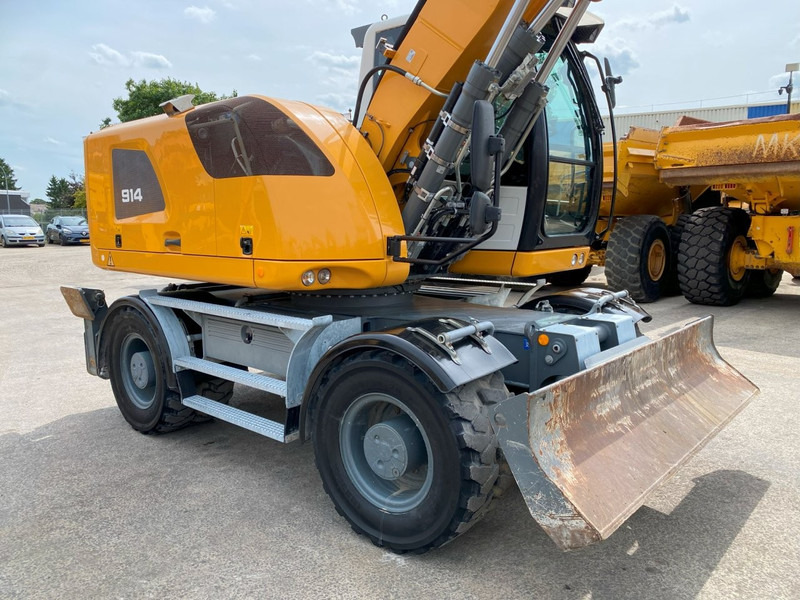 휠 굴삭기 Liebherr A914 NVT : 사진 17