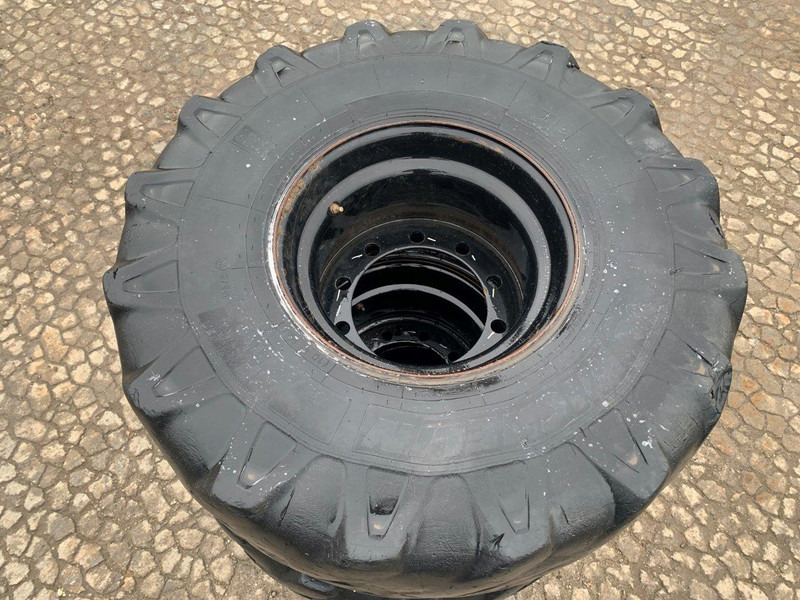 Michelin XF - 타이어 : 사진 5 Michelin XF - 타이어 : 사진 5