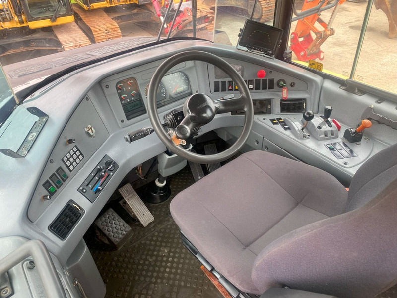 Volvo A 30 D 6x6 dumper articulated hauler - 덤프 : 사진 3 Volvo A 30 D 6x6 dumper articulated hauler - 덤프 : 사진 3