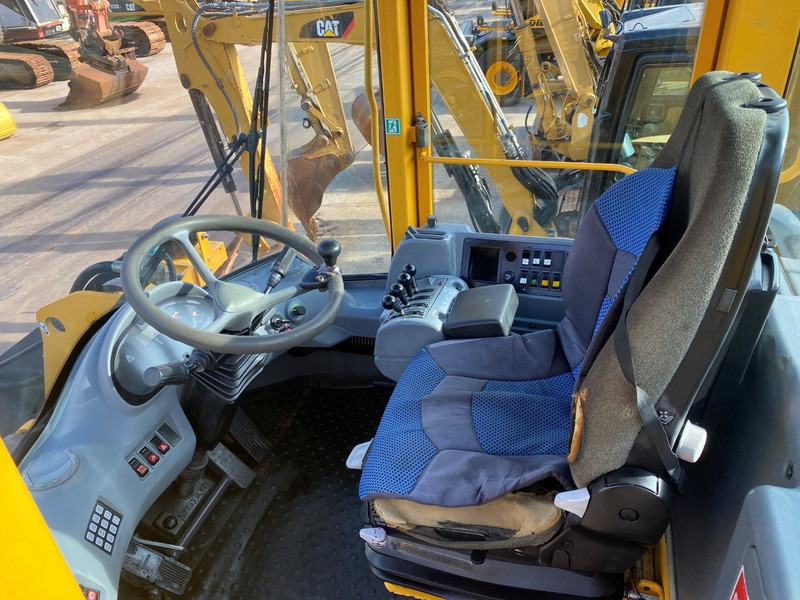 Volvo L90E NVT - 휠 로더 : 사진 3 Volvo L90E NVT - 휠 로더 : 사진 3