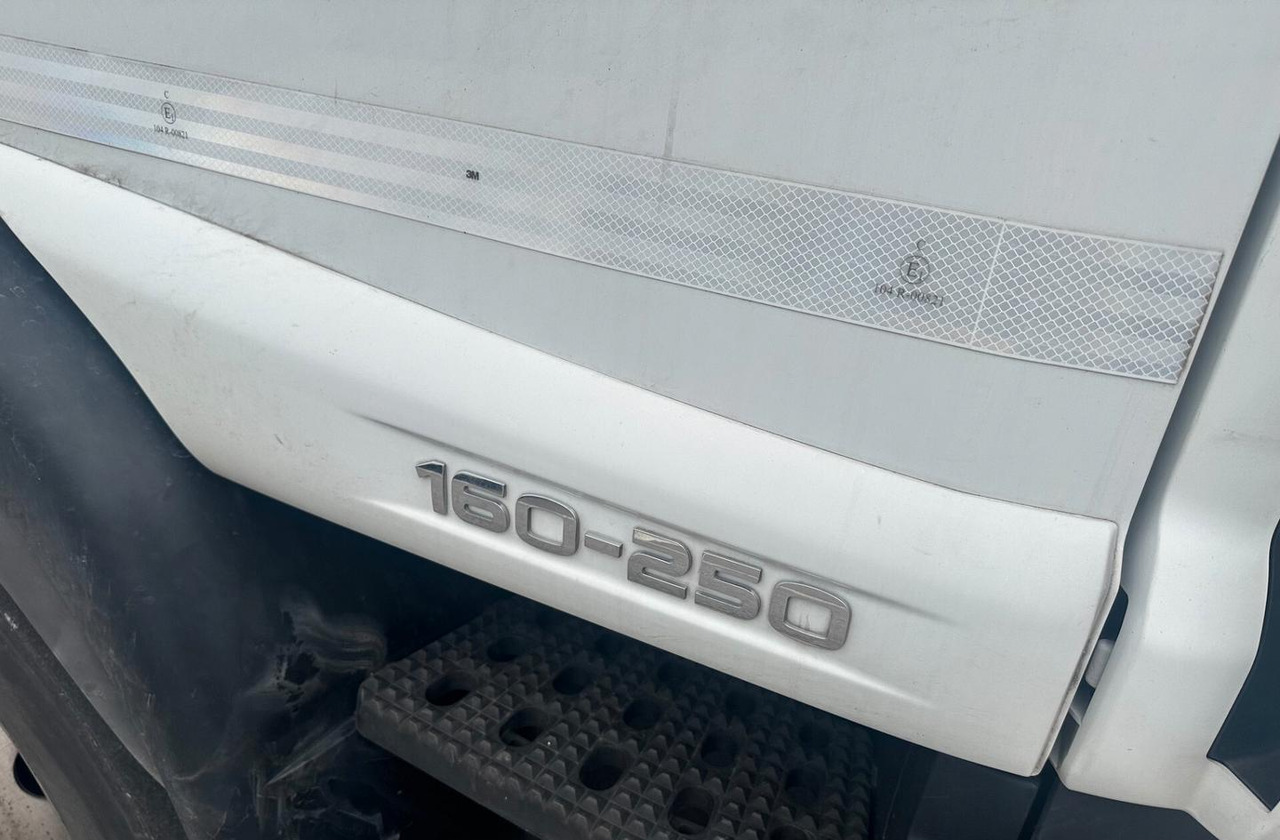 IVECO 160E25 FURGONE ISOTERMICO E GRUPPO FRIGO CON - 냉동탑차 : 사진 5 IVECO 160E25 FURGONE ISOTERMICO E GRUPPO FRIGO CON - 냉동탑차 : 사진 5